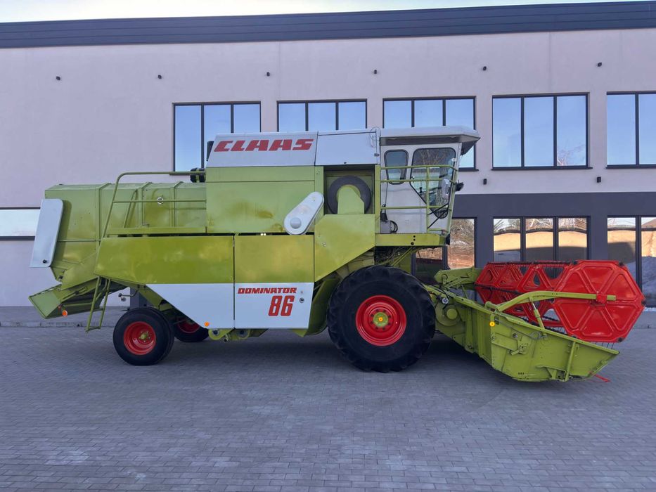 Комбайн Claas Dominator 86