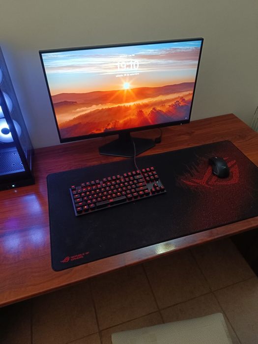 PC gaming+monitor