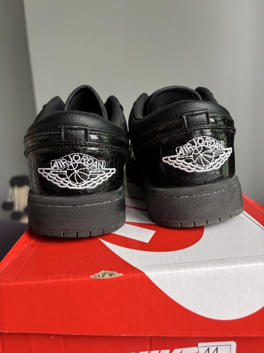 Чоловічі кросівки jordan 1 low se patent ELEPHANT BLACK