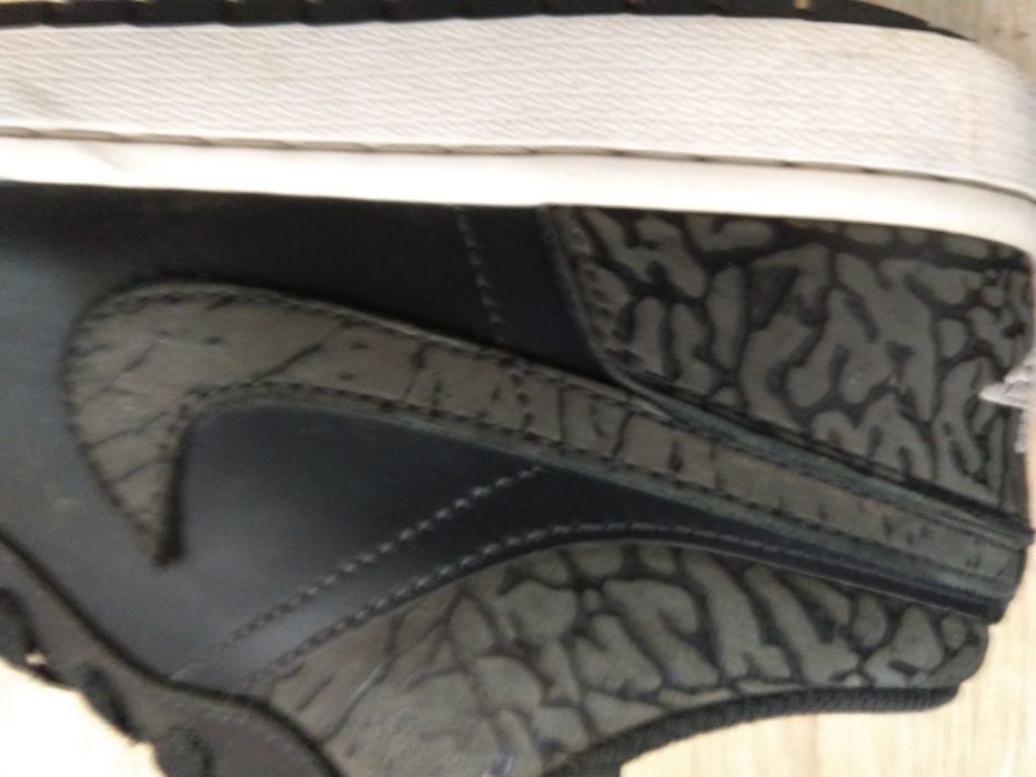 Buty Air Jordan 1 Low Black Elephant 42.5 bdb