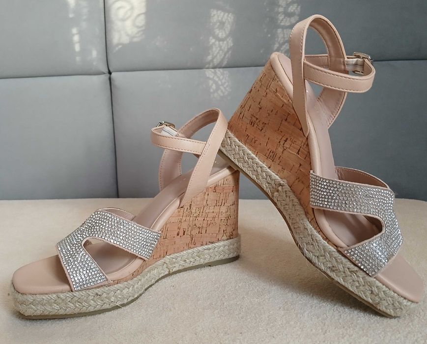 sandały 37 r stan idealny New Look