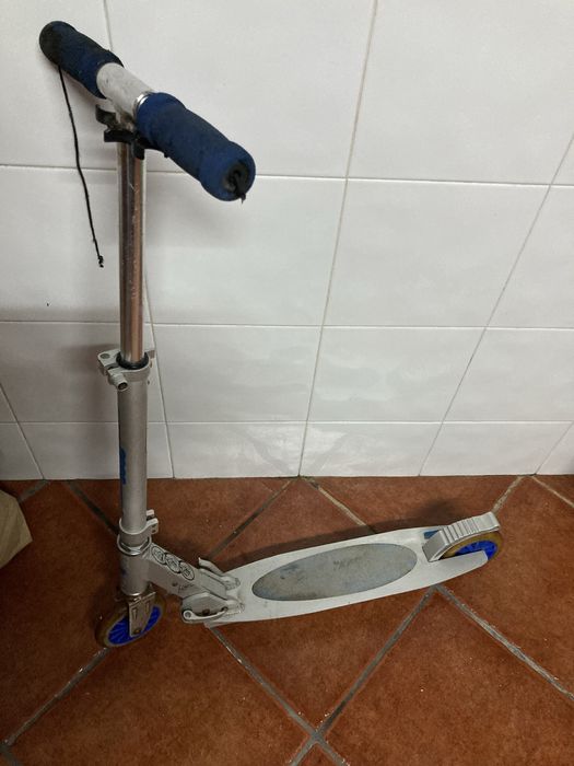 Trotinete em bom estado