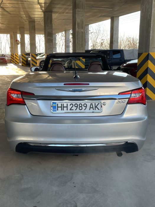 Продам Chrysler 200C