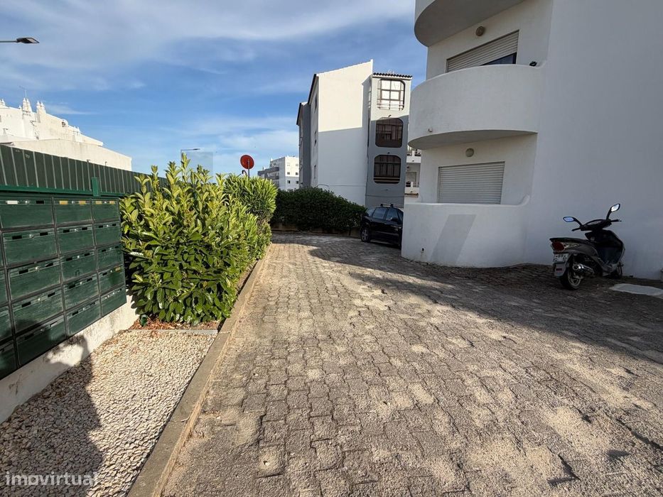 T 1 em Olhos de Água, Edificio Campimar