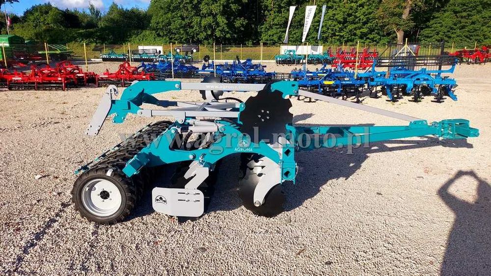 Agregat talerzowy z wałem oponowy półzawieszany Agrona 3m talerz 560