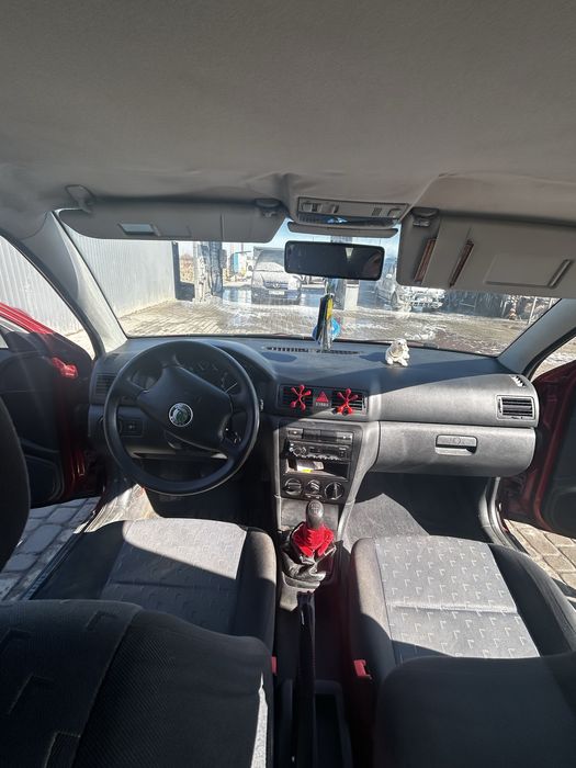 Продам шкоду октавію тур