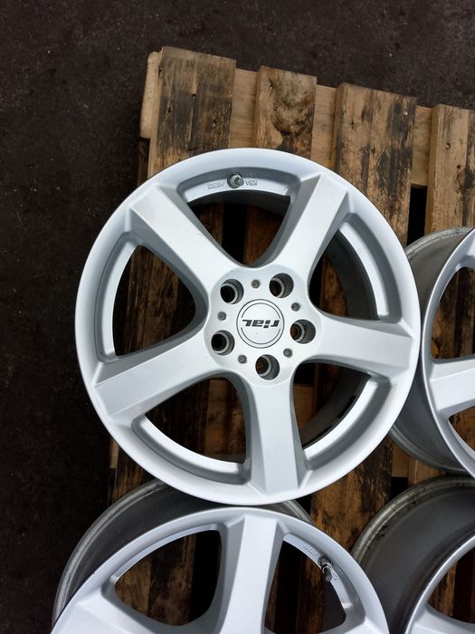Felgi aluminiowe Ford Volvo 16 5x108