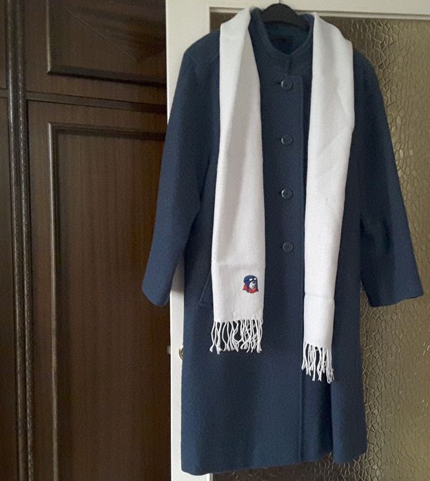 Płaszcz damski na podszewce niebieski , rozmiar M / L