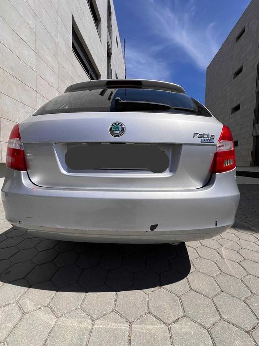Vendo veiculo Skoda
