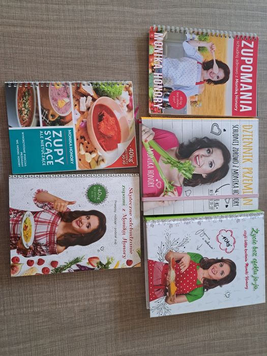 Monika Honory zestaw książek