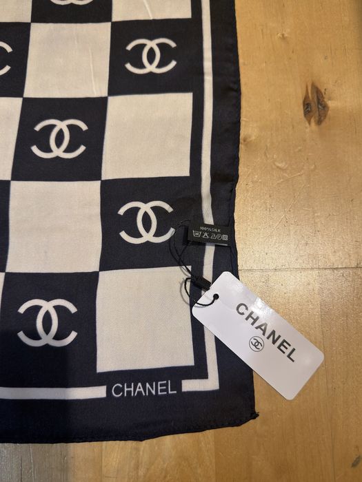 Jedwabna chusta apaszka Chanel