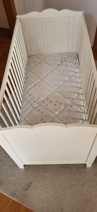 Cama grades bebe com colchão