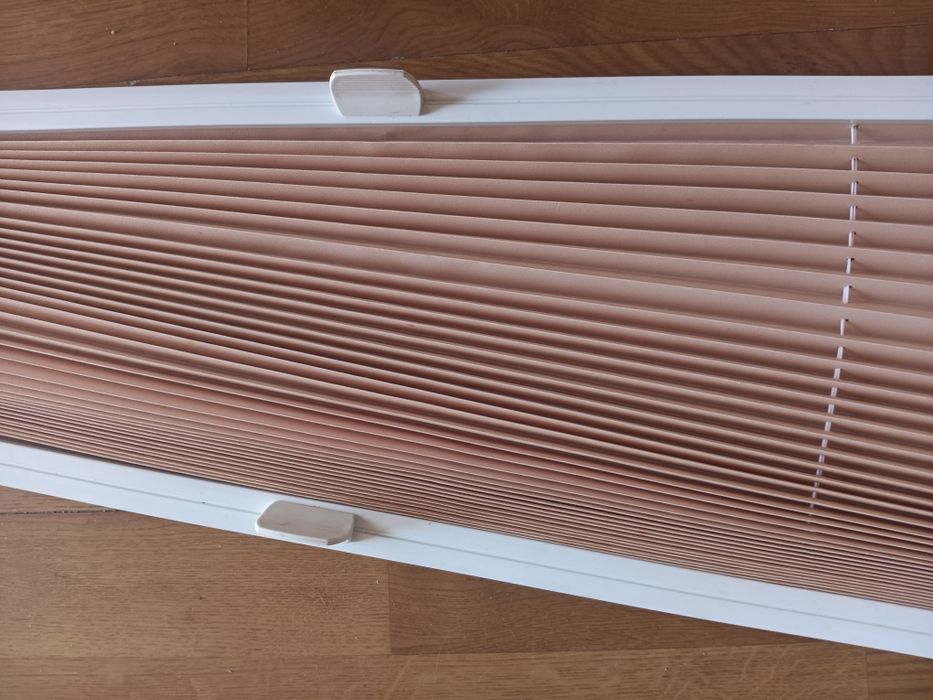 Rolety plisy okienne