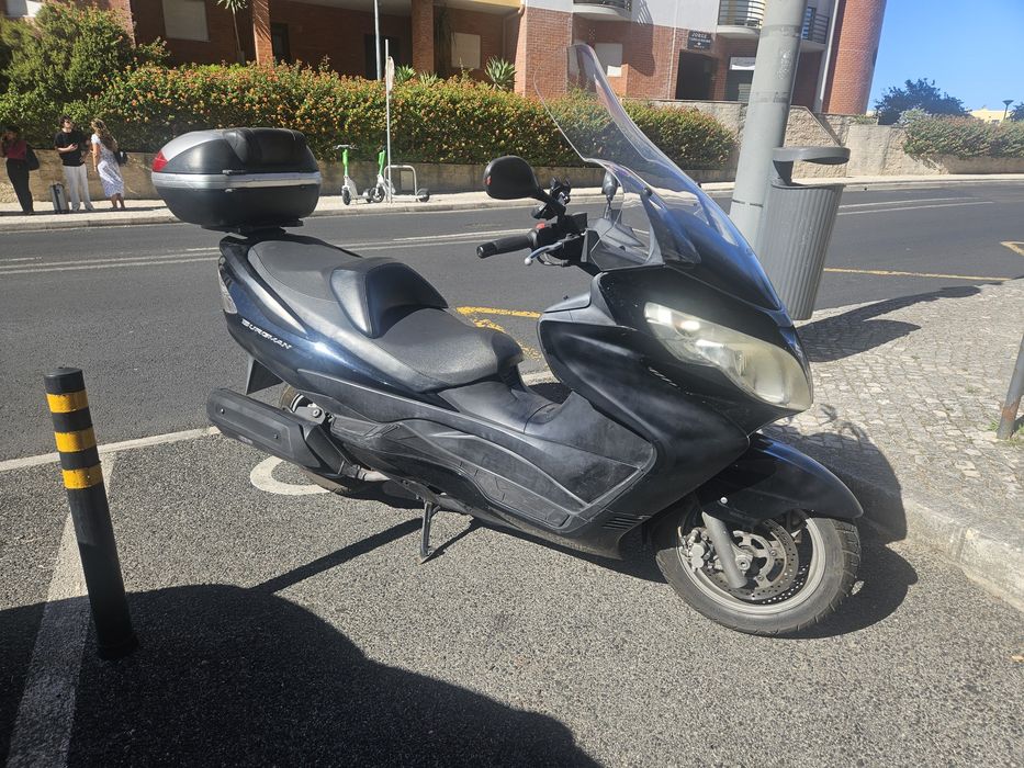 Suzuki Burgman 400