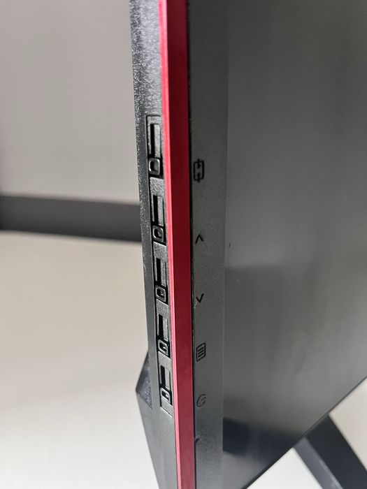 Monitor AOC 24” 144hz 1ms FreeSync