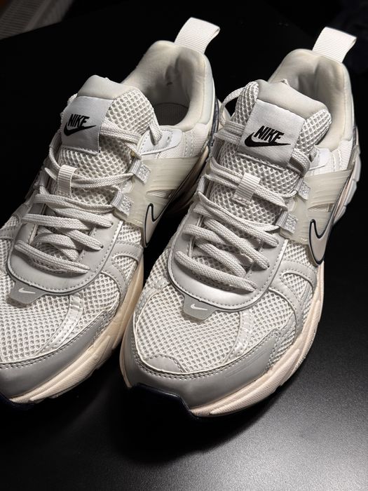 Nike Sportswear V2K RUN