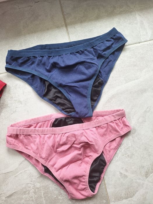 Nowe nieużywane majtki menstruacyjne  5 szt