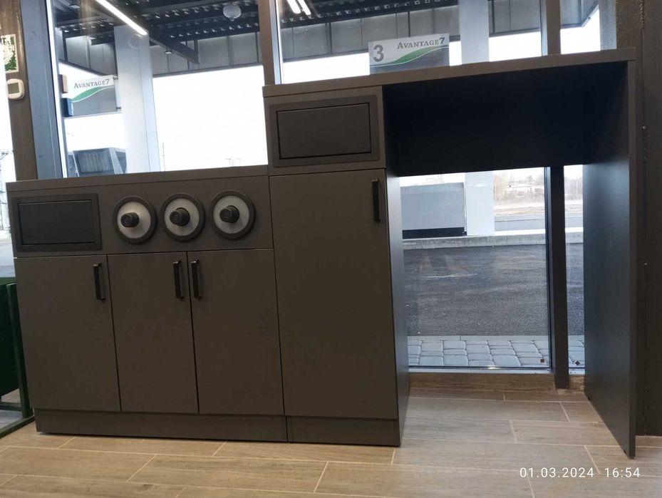 Тумба з ДСП та металу під каву (каво модуль) в торгівельну залу/АЗС