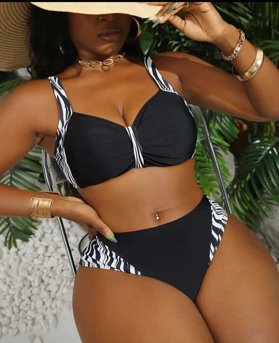 Продам новый купальник большого размера 56-58р.