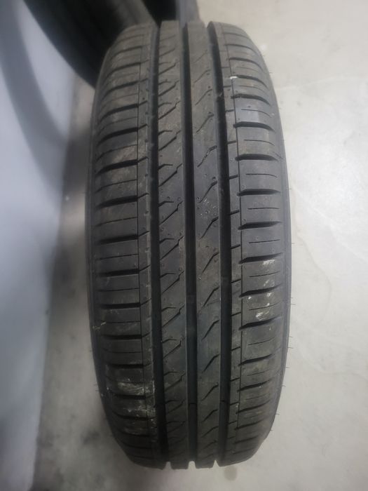 Pneus IRIS 175/65R14