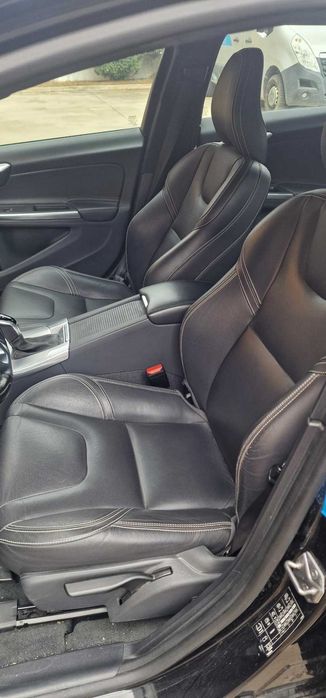 VOLVO V60 2018 2.0 150cv