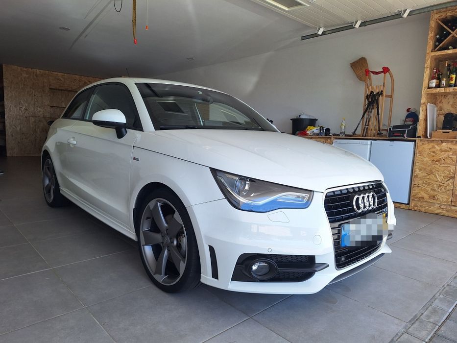 Audi A1 1.6 TDI 105cv S line