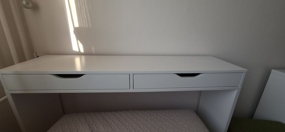Toaletka biała z szufladami wym.  29x119.5x88