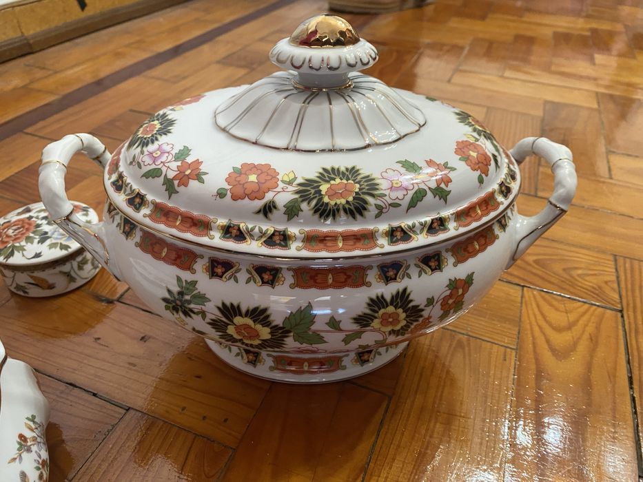 Loicas conjunto (porcelanas de portugal)