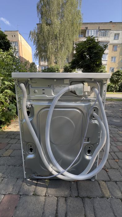Топ! пральна машина Bosch Serie 6 з Німеччини!  9 кг! wgg244m40