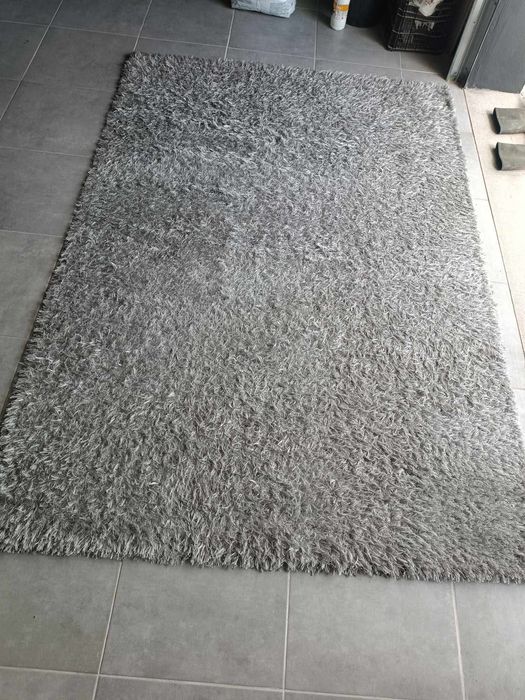 Tapete  cinza 2.30 X 1.60cm