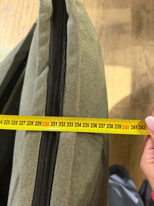 Kanapa/sofa z funkcją spania i schowkiem – stan idealny – Toruń