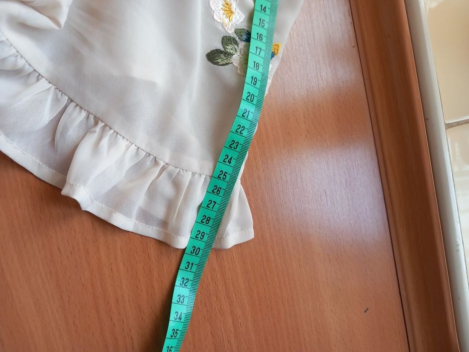 Elegancka haftowana sukienka roz.46/18 Hope&Ivy