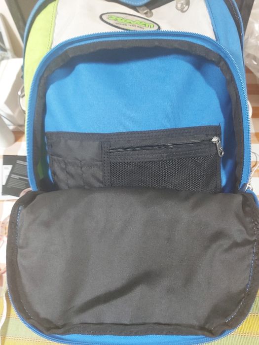 Mochila escolar como nova