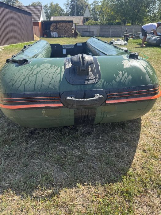 Лодка пвх Колібрі 400DSL.