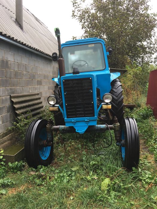 Трактор МТЗ 80 на стартері