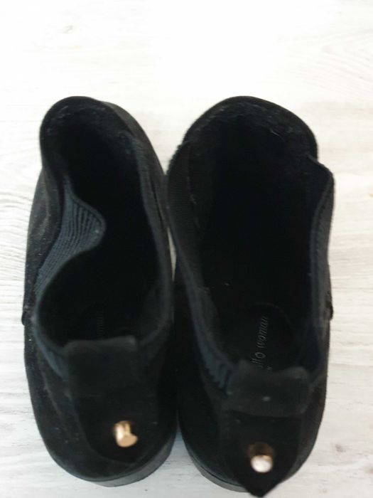 Buty zamszowe numer 38