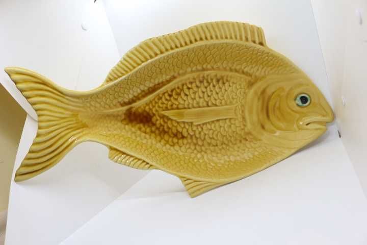 Grande Travessa Peixe Faiança das Caldas da Rainha 54 x 28 x 7 A cm