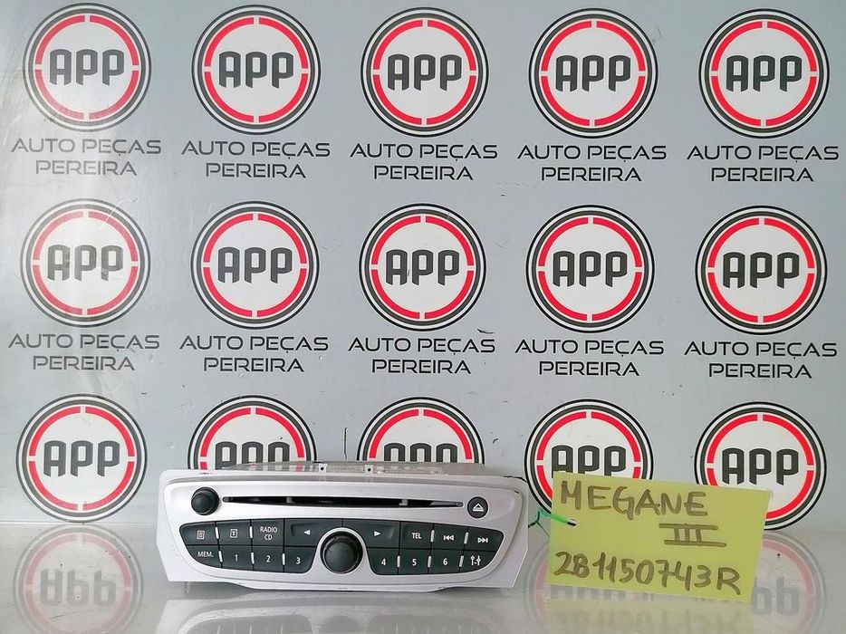 Rádio Renault Megane 3. referência 281150743R, 281155040R .