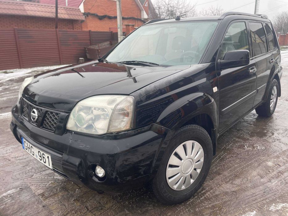 Позашляховик Nissan X-Trail 2.2 Дизель 4WD Повний привід