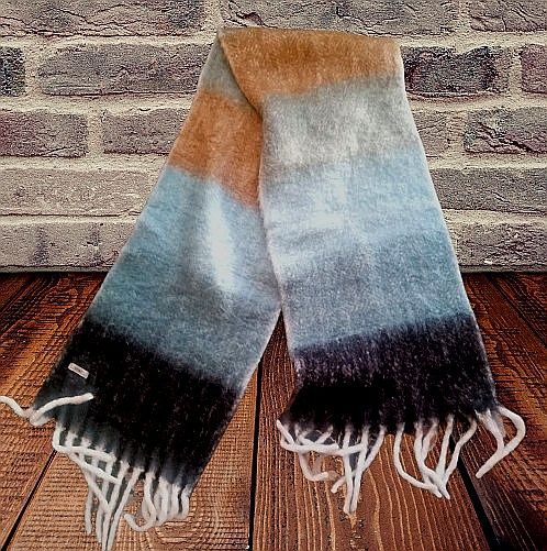 piękny puchaty miękki lekki duży szal ICHI z frędzlami 190x36lami