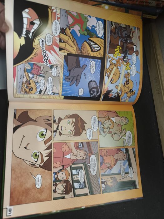 Ben 10, O grande livro de Ben 10.
Livro de leitura e de actividades e