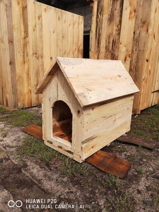 Будка для собаки.