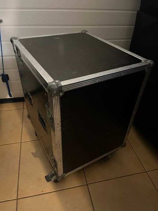 Behringer X32 Producer + rack 12U + XLive