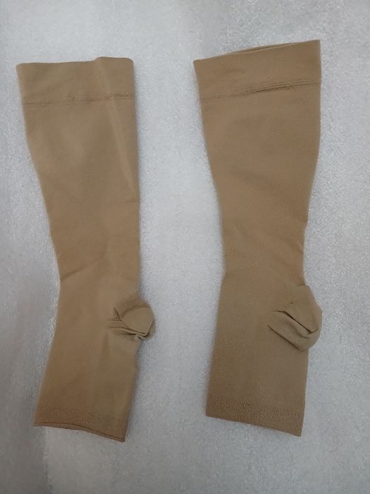 Медичні компресійні гольфи VENOSAN  7002 AD Ccl ll small short