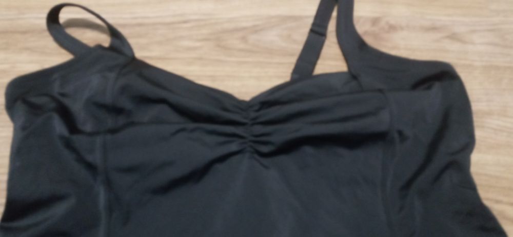 Strój kąpielowy / kombinezon jednoczęściowy damski