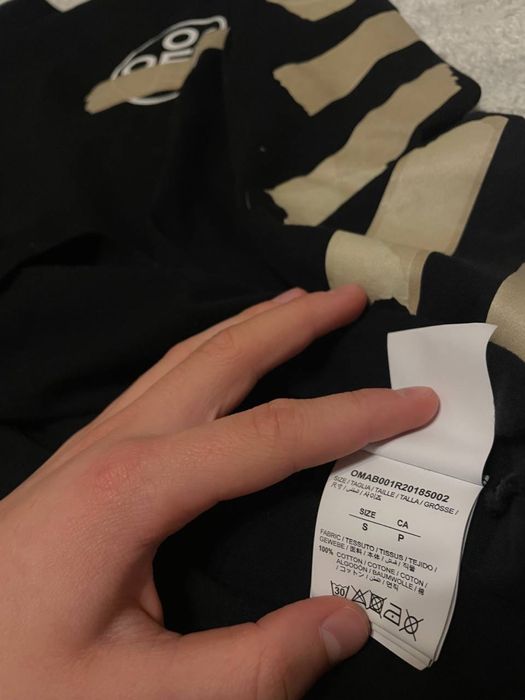 OFF WHITE longsleeve
