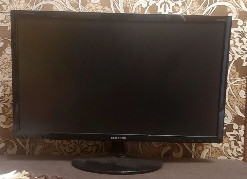 Монітор Samsung, діагональ 24, вживаний