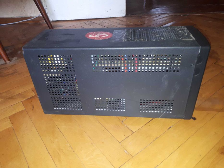 Источник бесперебойного питания Powercom BNT-1000AP Schuko
