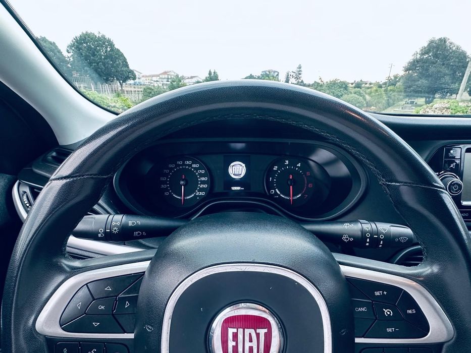 Fiat tipo comercial, apenas com 120.000kms nacional, com todos os extras
