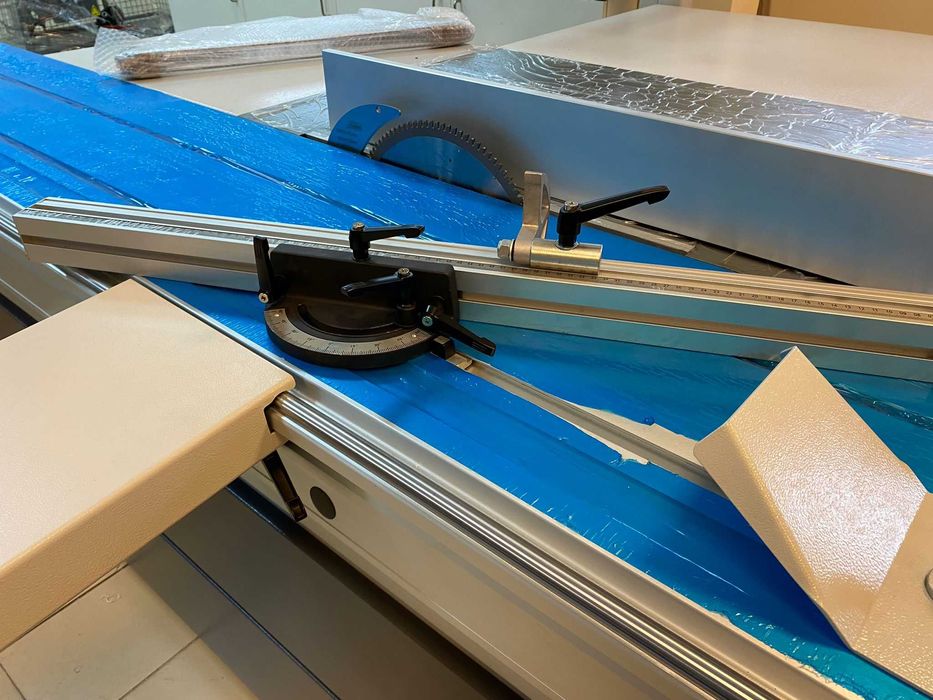 Esquadrejadora COMEVA SC-400/3200 TOP (380V 3PH)